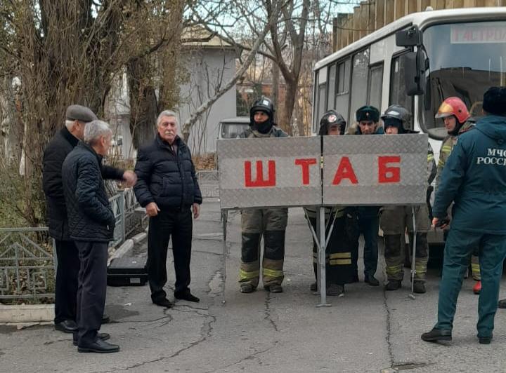 В Русском театре прошли пожарно-тактические учения